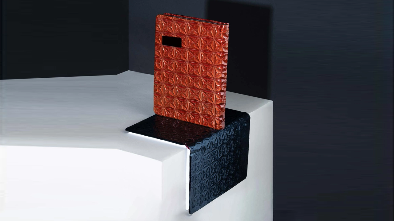 سررسید 1405 وزیری چرم نفیس تابان